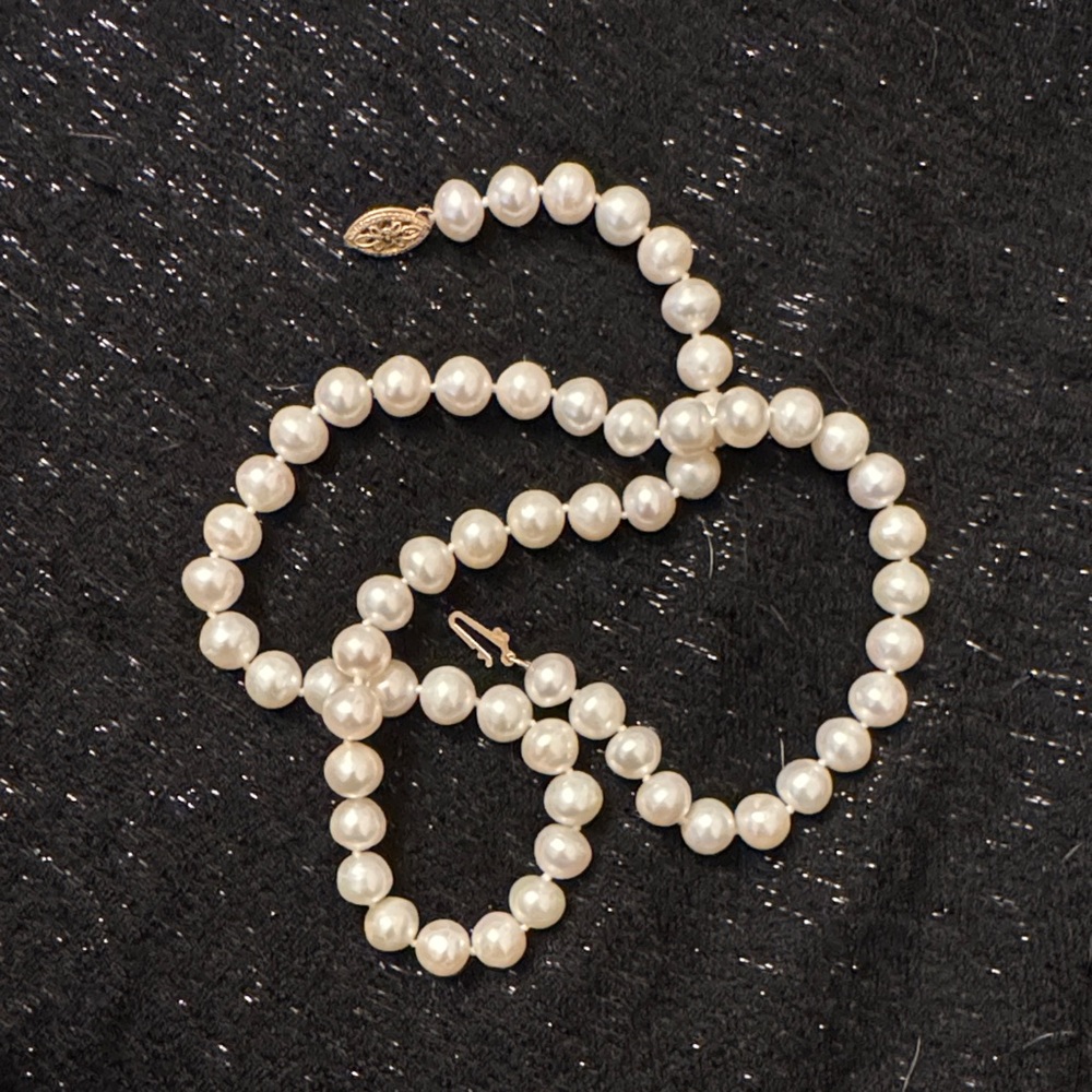 Vintage Freshwater Pearl Necklace